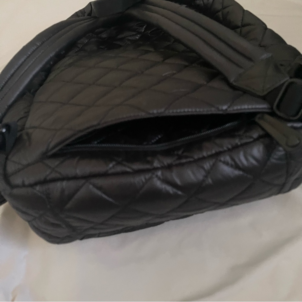 Quince quilted commuter backpack - Picture 5 of 8